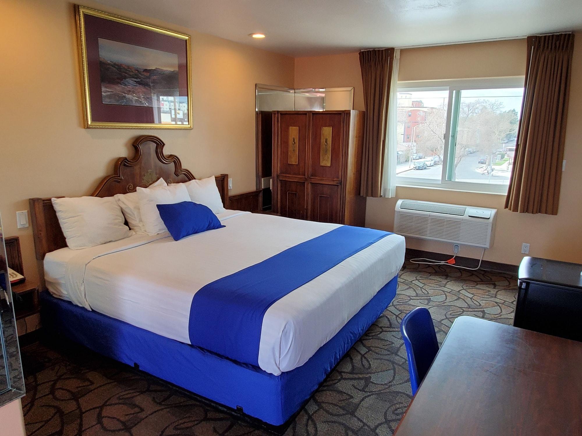 Inn Colony