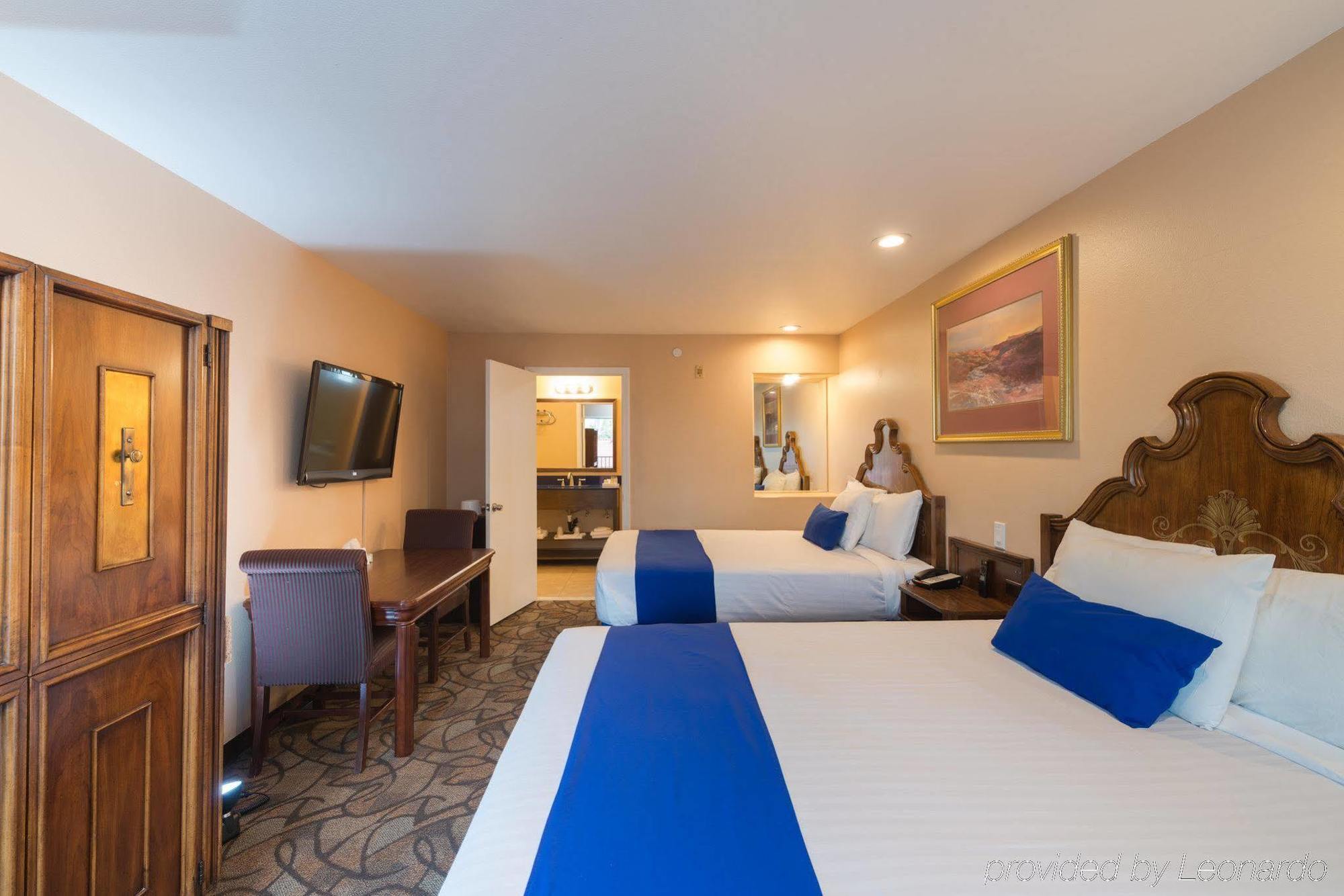 Inn Colony 2*